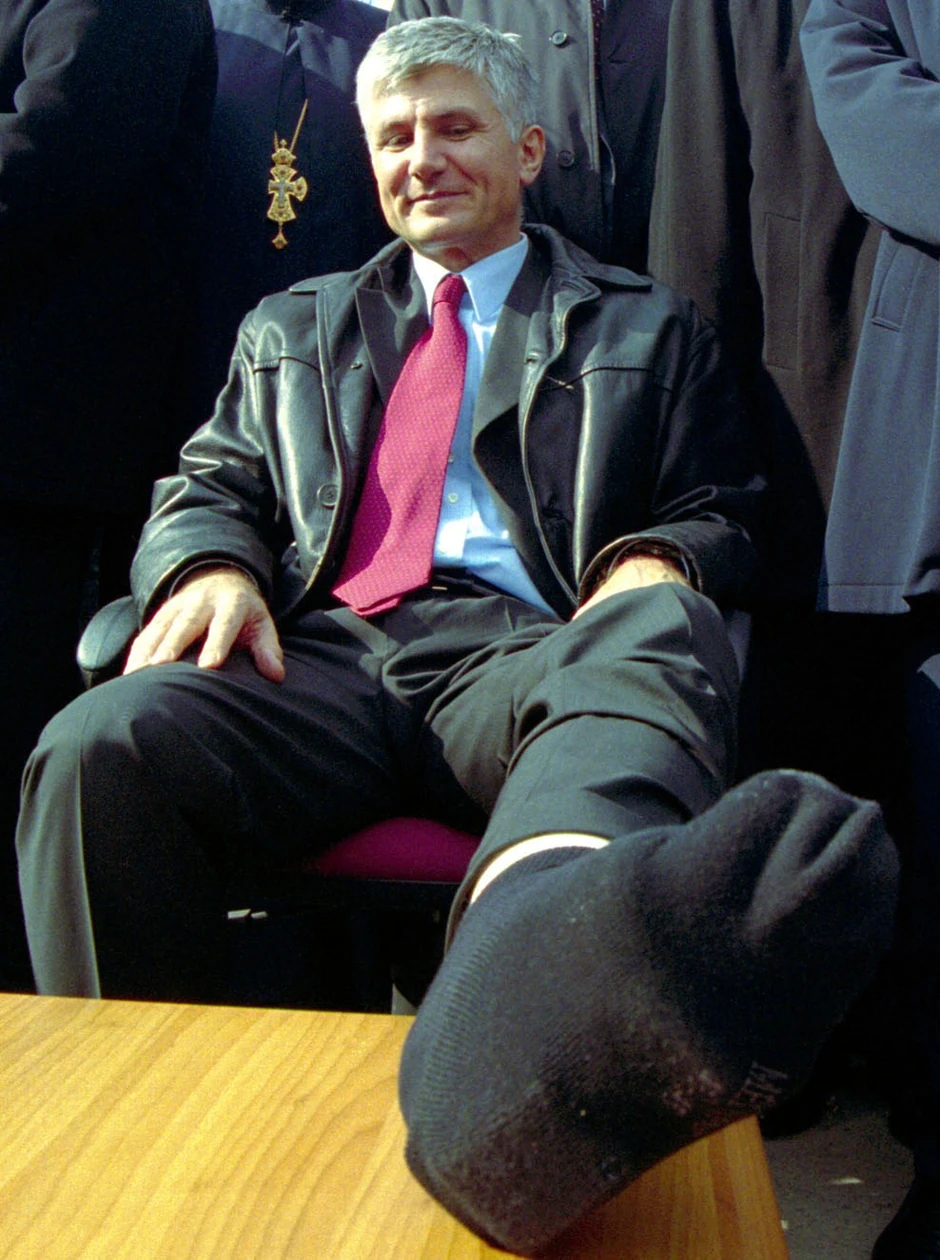 Đinđiću je u vreme atentata noga bila u gipsu nakon povrede na partiji fudbala sa pripadnicima Žandarmerije na Kopaoniku