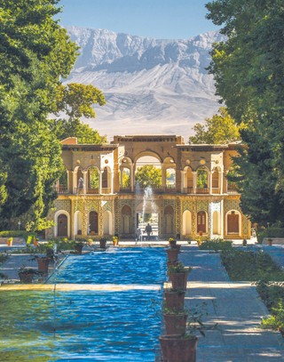 Perskie imperium jako pomost cywilizacyjny