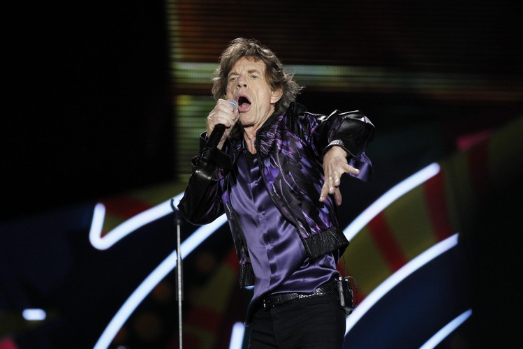 Mick Jagger podczas koncertu na stadionie Centenario