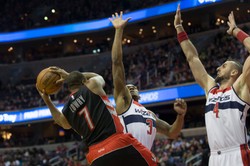 Liga NBA: Wizards po dogrywce przegrali z Raptors. Tylko dwa punkty Gortata