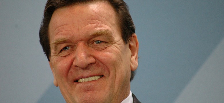 Awantura o Schroedera. "Lobbysta Putina", "powinien się zamknąć"