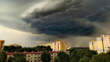 Intensywne opady na Śląsku. Liczne interwencje strażaków