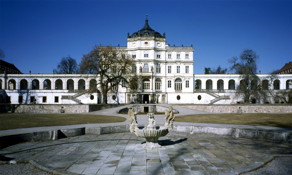 Zamek w Ploskovicach