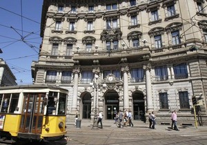 269654_sediste-unikredit-banke-u-milanu-ap