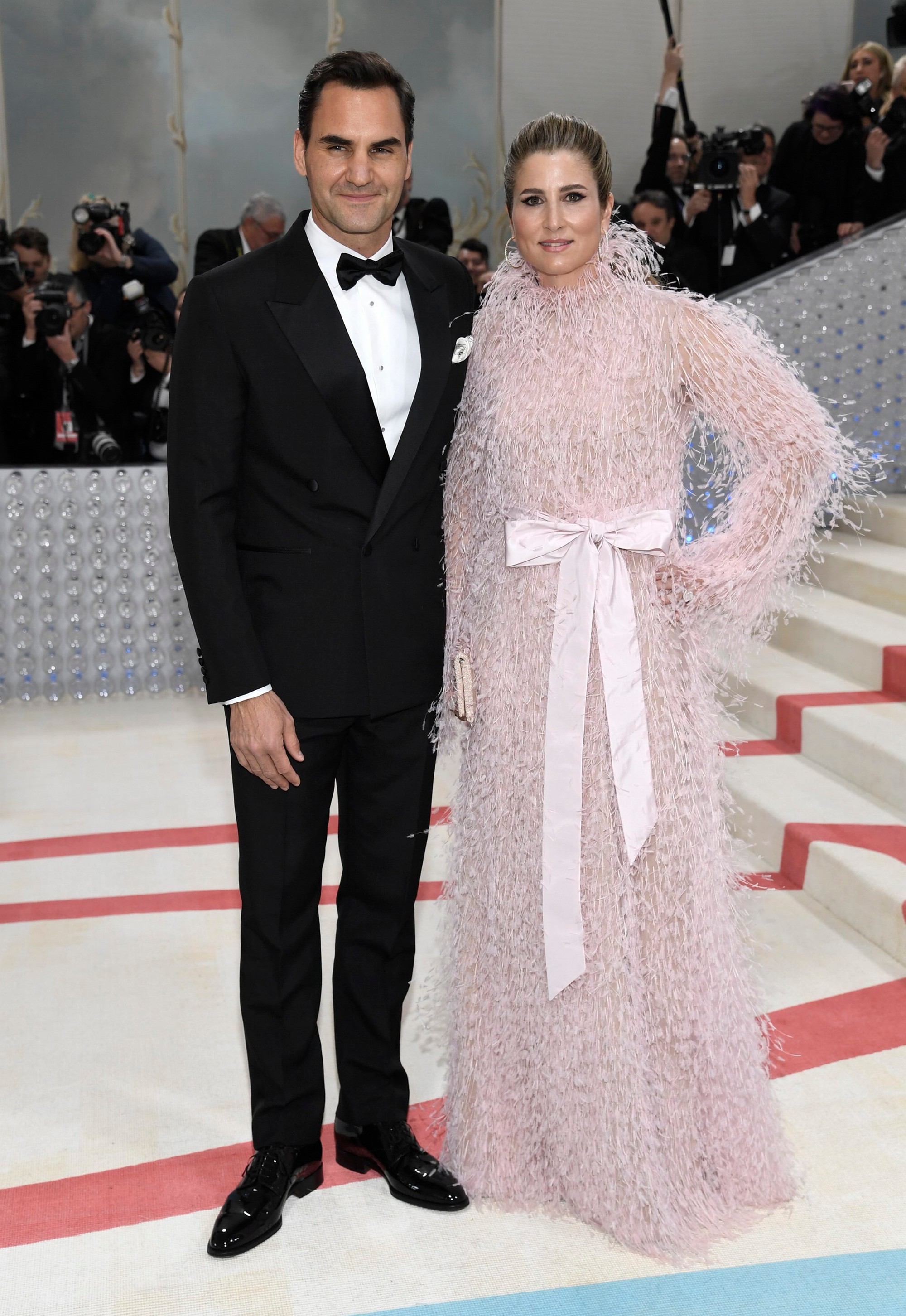 Roger Federer s manželkou Mirkou sa zúčastňujú benefičného galavečera The Metropolitan Museum of Art's Costume Institute.