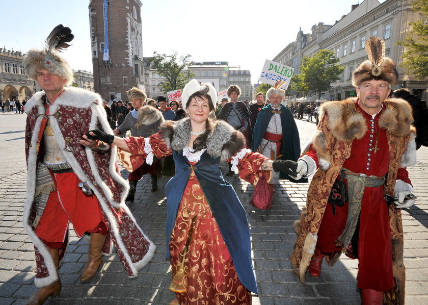 Korowód na Festiwalu Marka Grechuty 