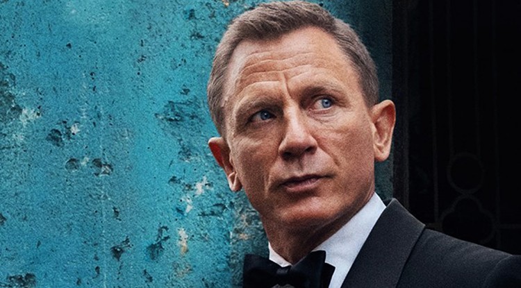 Daniel Craig