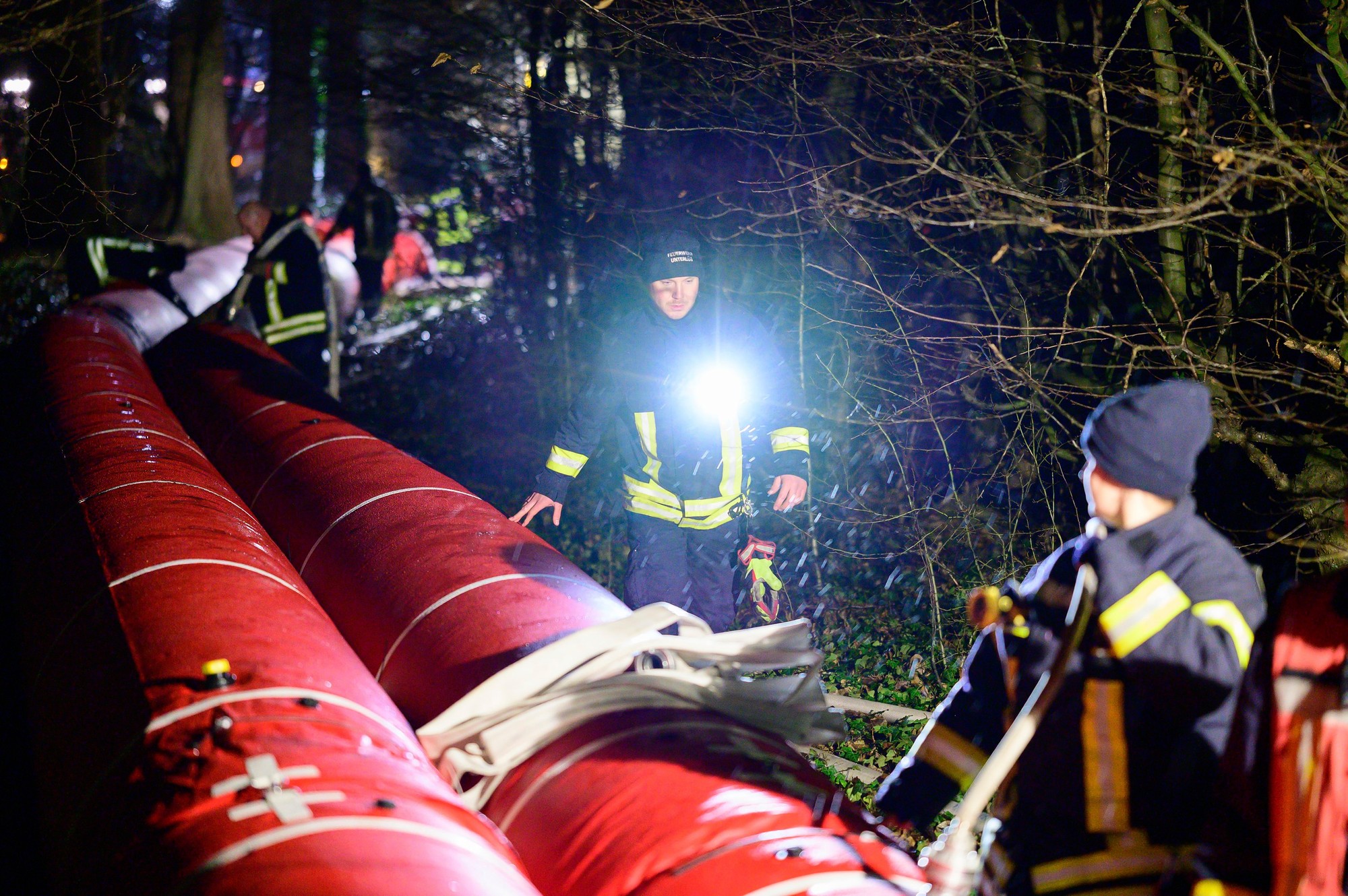 Pre záplavy museli v Dolnom Sasku evakuovať zhruba 300 ľudí.