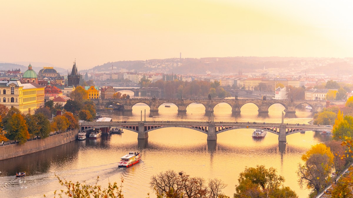 Koronawirus, Czechy znoszą ograniczenia w podróżach z Polski