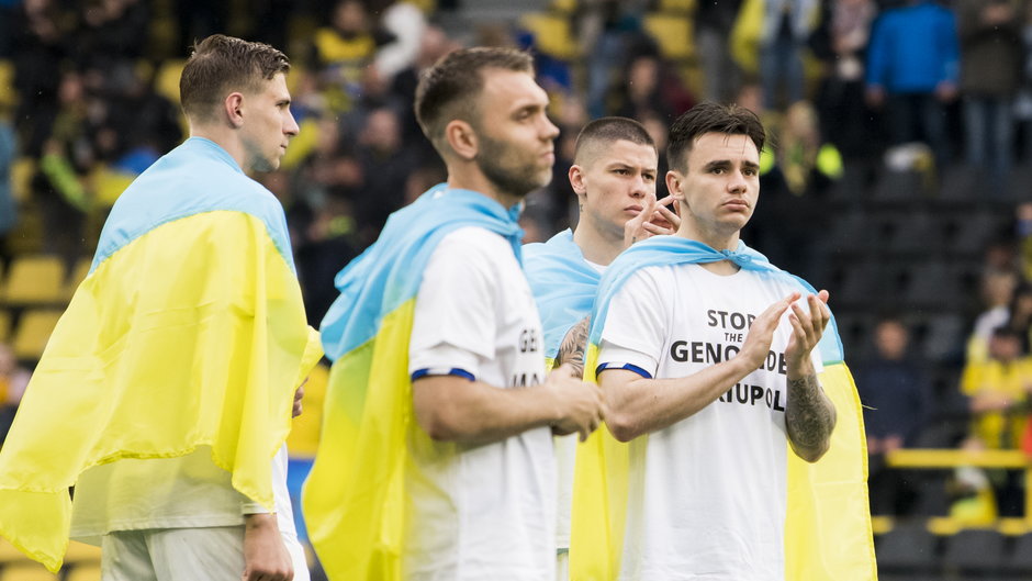 Piłkarze Dynama Kijów podczas charytatywnego meczu (kwiecień 2022 r.)