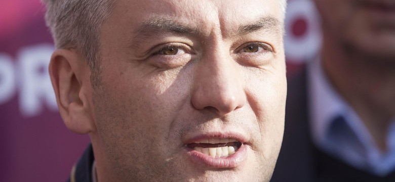 Biedroń o PiS: Nie udał im się program Mieszkanie plus, ale udał im się program "mafia plus"