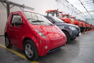 Ekspansja polskiej firmy. Ursus otwiera nową halę produkcyjną [ZDJĘCIA]