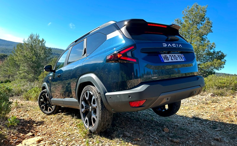 Nowa Dacia Bigster Hybrid 155