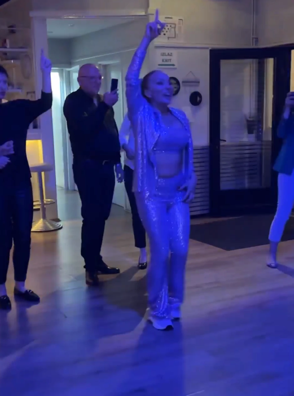 Proslava rođendana Vojaževe majke