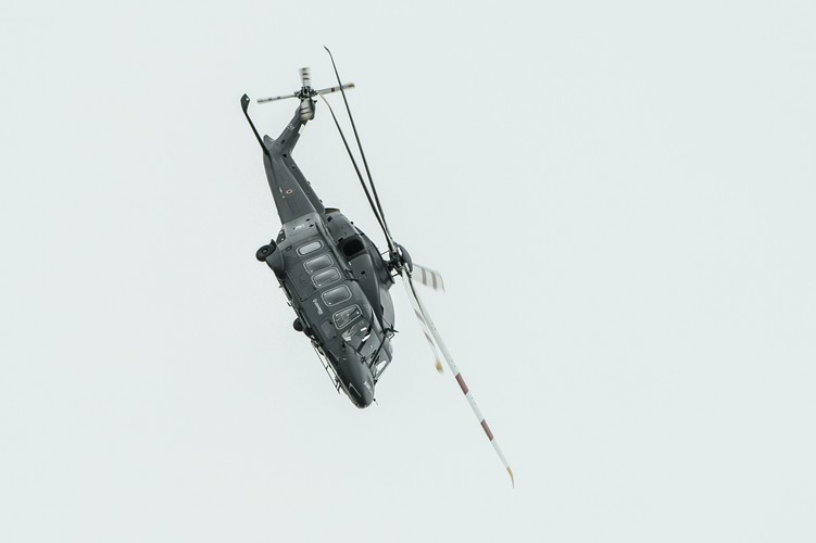 PZL-Świdnik to producent śmigłowców polskiej konstrukcji. Zatrudnia obecnie ok. 3300 pracowników, w tym niemal 650 inżynierów i współpracuje z blisko 1000 polskich przedsiębiorstw. Do dziś spółka wyprodukowała i dostarczyła ponad 7400 śmigłowców do klientów z ponad 40 krajów na całym świecie.

<br>
<br>
Na zdjęciu: Pokaz śmigłowca AW-149, który brał udział w przetargu na śmigłowce dla polskich sił zbrojnych, podczas uroczystości przekazania wyremontowanych śmigłowców W-3PL Głuszec i W-3RM Anakonda dla polskiej armii oraz otwarcia nowego centrum serwisowego w zakładach PZL-Świdnik, 27 bm. MON w kwietniu 2015 r. wybrał w przetargu francuski helikopter CARACAL (H225M).<br>fot. (ukit) PAP/Wojciech Pacewicz