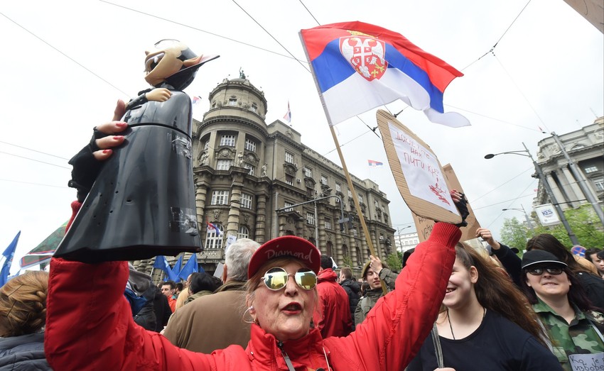 Vampirko juče na protestu
