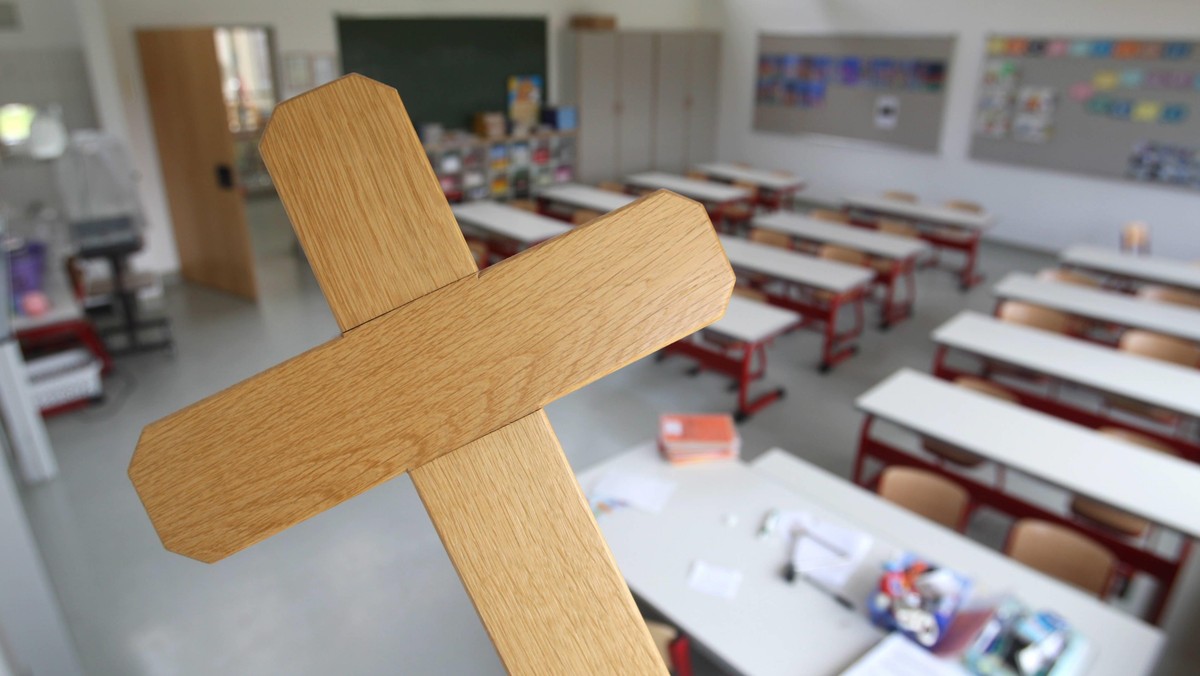 Kreuz im Klassenzimmer