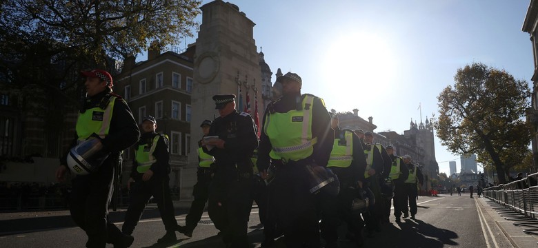 Zamieszki w Londynie. Skrajna prawica starła się z policją