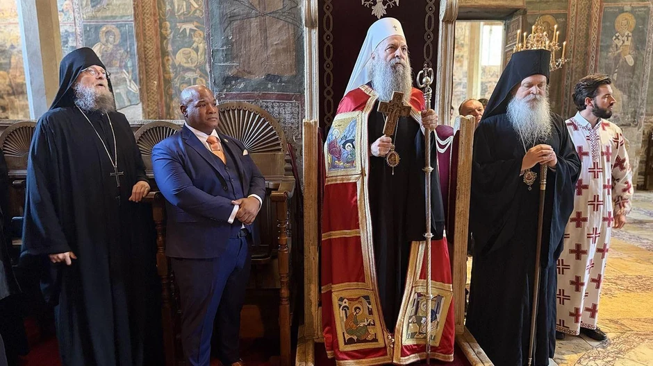 Berns i patrijarh Porfirije na Kosovu, u manastiru Visoki Dečani | Foto: Fonet