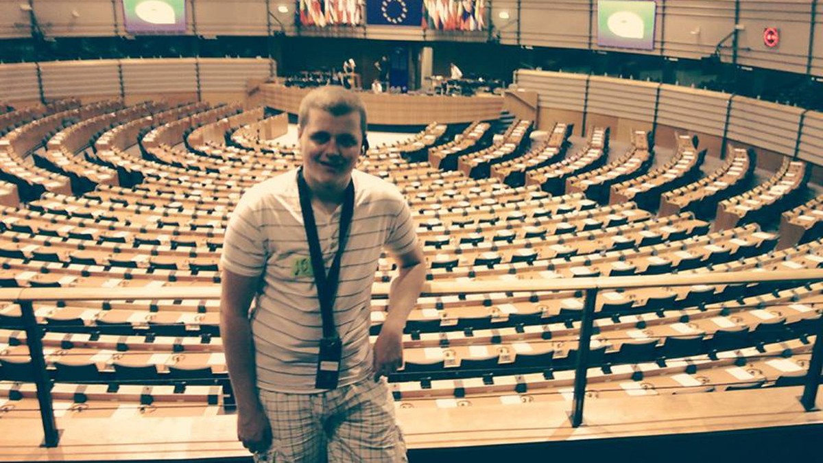 651208_vladimir-djurdjevic-u-briselu-u-ep-foto-privatna-arhiva