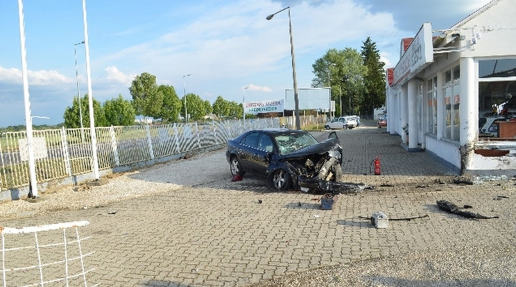 Ittas férfi karambolozott / Fotó: police.hu