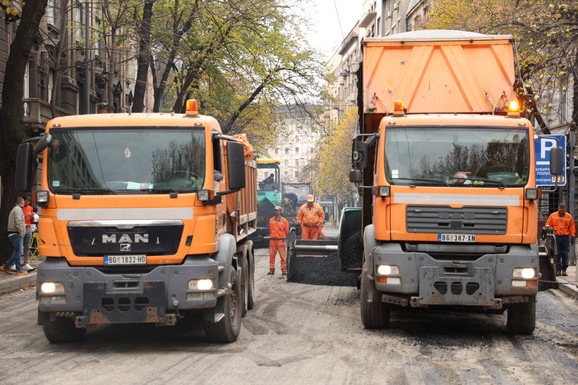 SVI RADOVI U BEOGRADU, DETALJNA LISTA! Izmena na čak 40 linija javnog prevoza, evo gde se ZATVARA SAOBRAĆAJ