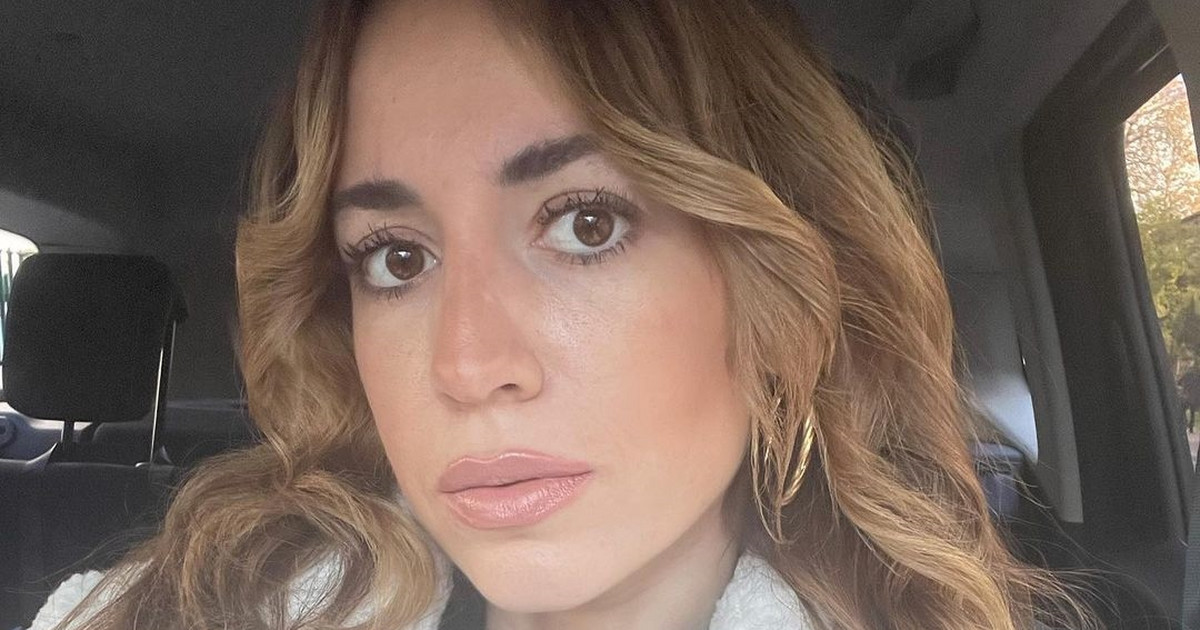 Mariana Schreiber generó polémica con una foto con su hija.  ¿Sin bragas?