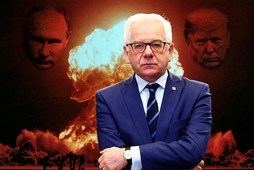 Atomowy Czaputowicz