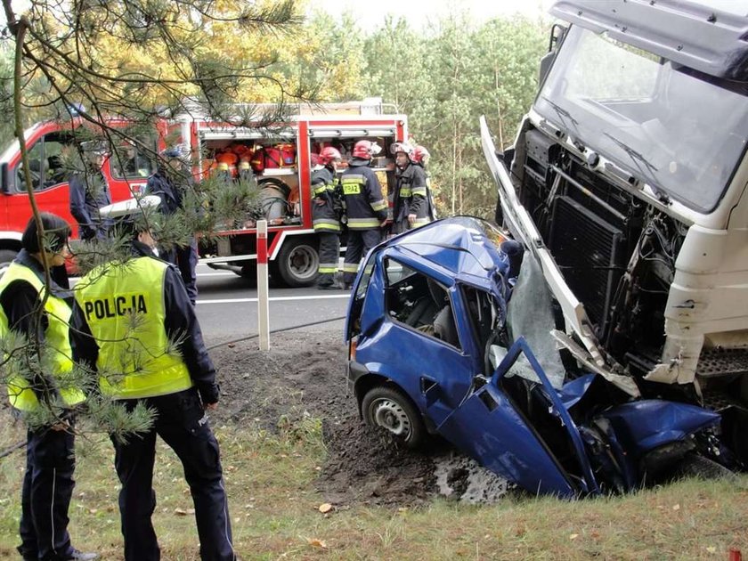 MIEJSCE WYPADKU KOLO MIEJSCOWOSCI JASTRZEBIEC