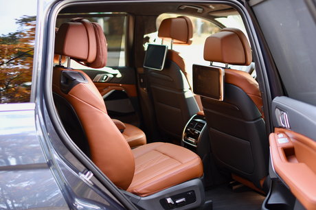BMW X7 - SUV dla 7 osób, test, cena, wyposażenie, recenzja