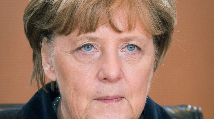 Merkel nem örül: több párttársa úgy gondolja, szakítani kell a menekültekkel kapcsolatos eddigi gyakorlattal / Fotó: AFP