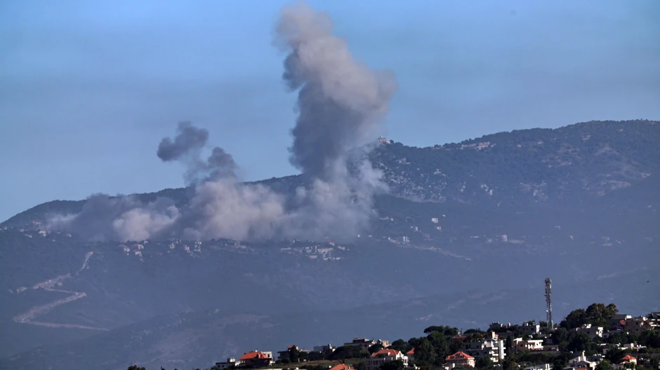 Dim se uzdiže posle izraelskog vazdušnog napada na jugu Libana | Foto: EPA