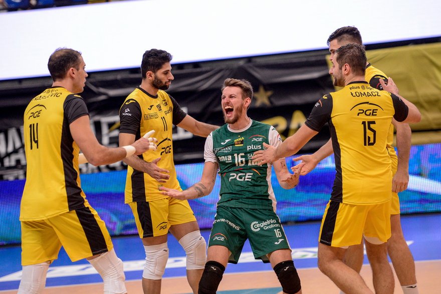 PGE Skra wciąż z kompletem zwycięstw w PlusLidze. Stal Nysa pokonana