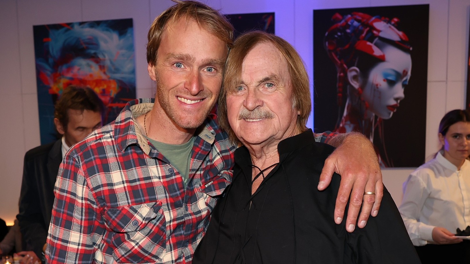 Český cestovateľ a rybár Jakub Vágner s otcom Karlom. 