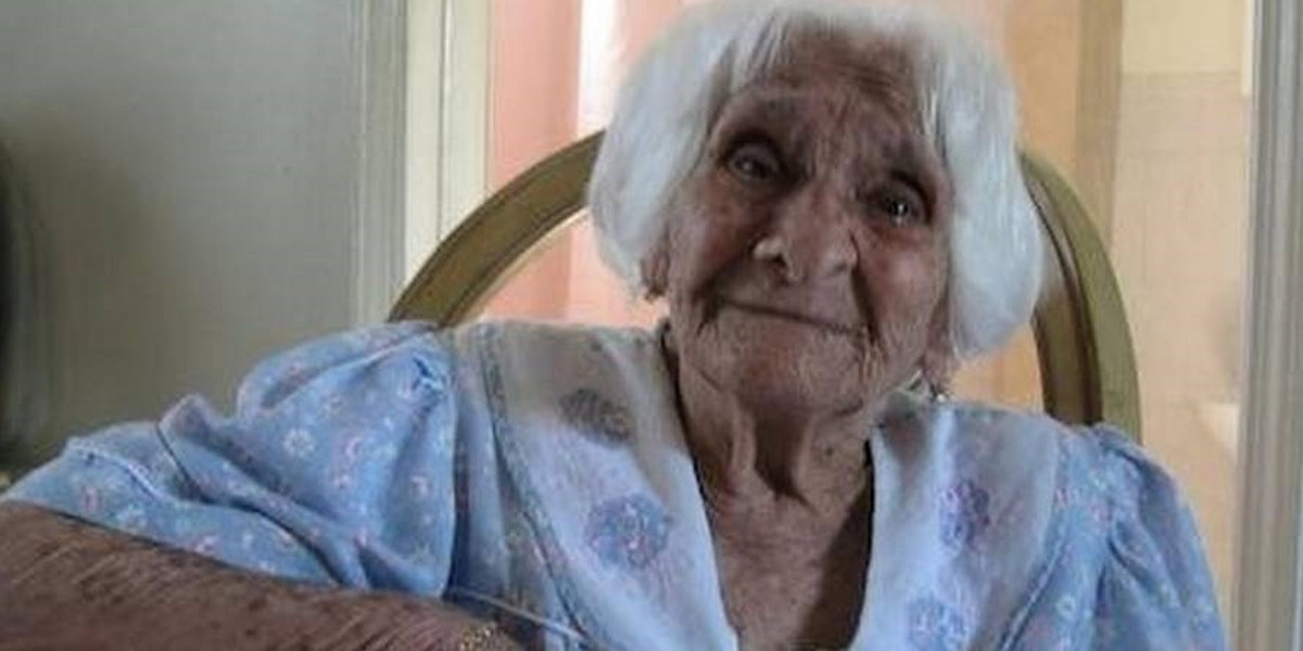 Zmarła w wieku 115 lat. Codziennie wypijała kieliszek Brandy.