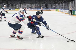 Zwycięstwa Finów i Kanadyjczyków na inaugurację MŚ w hokeju