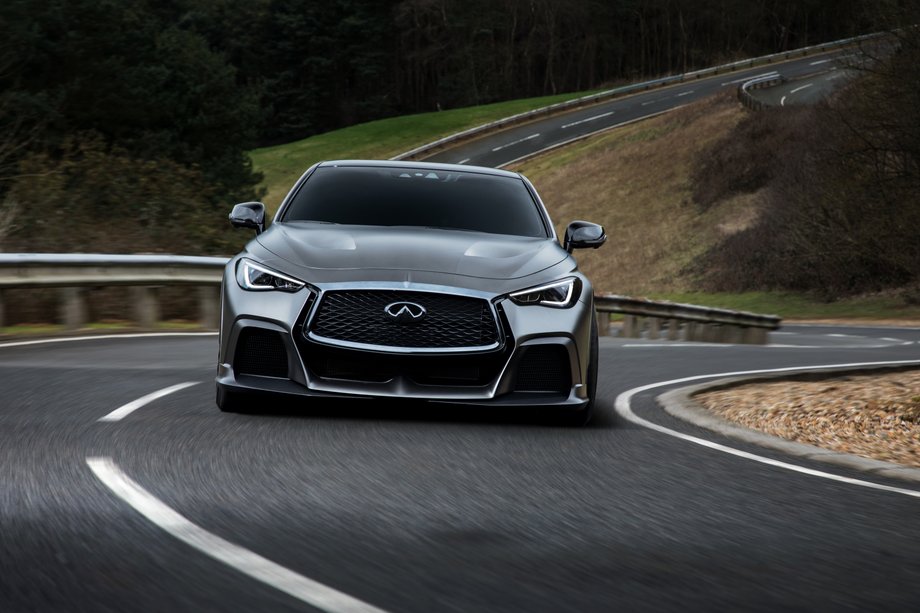 Infiniti Q60 Project Black S dual-hybrid 