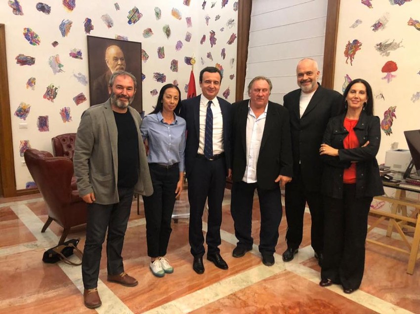 Aljbin Kurti i Edi Rama sa Žerarom Depardjeom