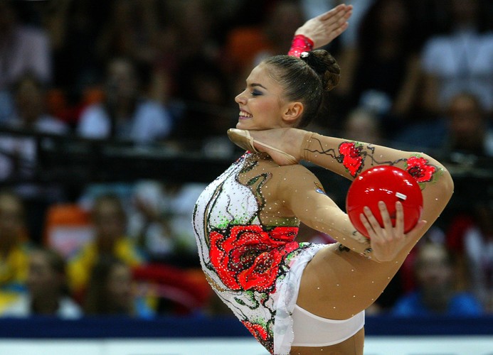Alina Kabajewa - świetna gimnastyczka, wybranka Putina?