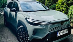 Pierwsze 1000 aut sprzedali w ciemno. Nowa Toyota wjeżdża do salonów