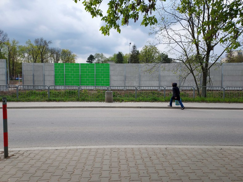 Mieszkańcy domagają się "odbetonowania" części ekranów akustycznych