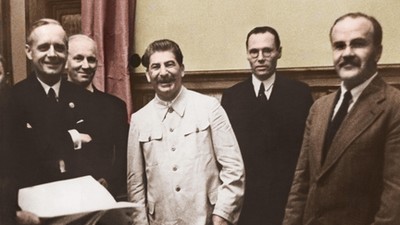 Hitler-Stalin-Pakt 1939, Ribbentrop, Hencke, Hilger, Molotow nach Unterzeichnung