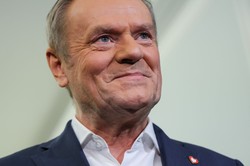 Tusk może odetchnąć. Wreszcie sondaż dający mu przewagę nad Kaczyńskim
