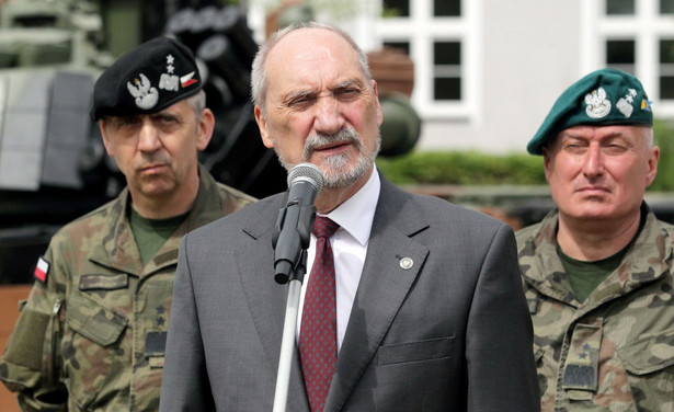 Minister obrony narodowej Antoni Macierewicz