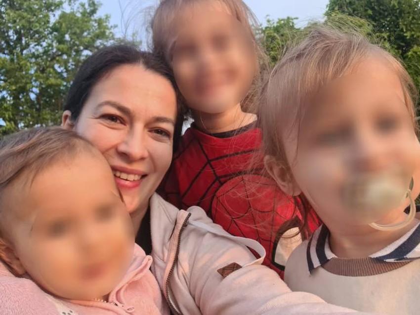 Marija Petronijević sa decom