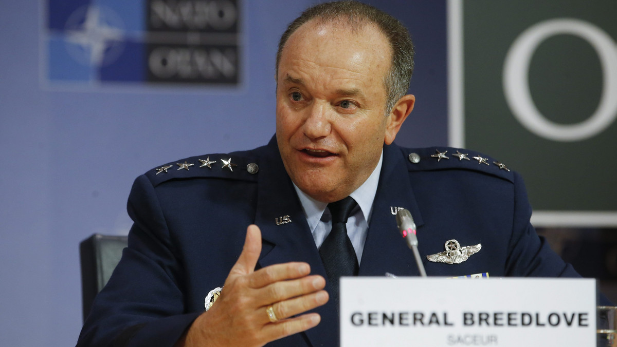 Dowódca wojsk NATO w Europie generał Philip Breedlove oświadczył dziś, że na pokładzie płynących przez Morze Śródziemne łodzi z nielegalnymi imigrantami, próbującymi przedostać się do Europy, mogą znajdować się przestępcy i potencjalni terroryści.