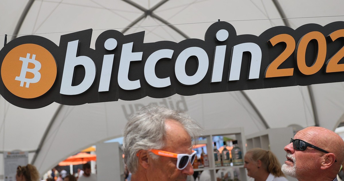 Riot Blockchain, Coinbase, and other cryptocurrency stocks gain as ...