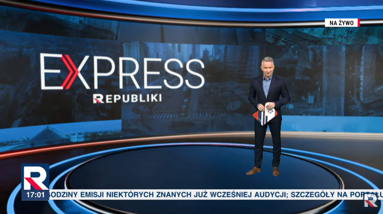 Rafał Patyra w studio TV Republika