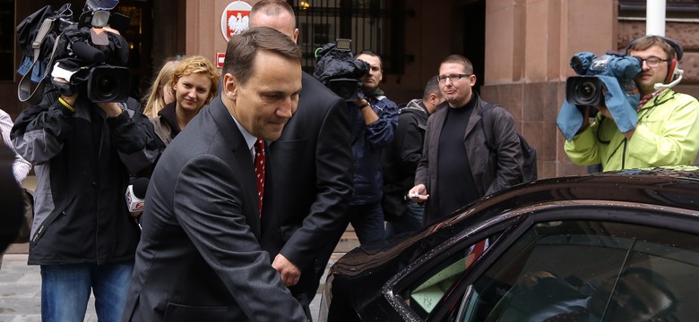 Palikot o Sikorskim: To bomba z opóźnionym zapłonem