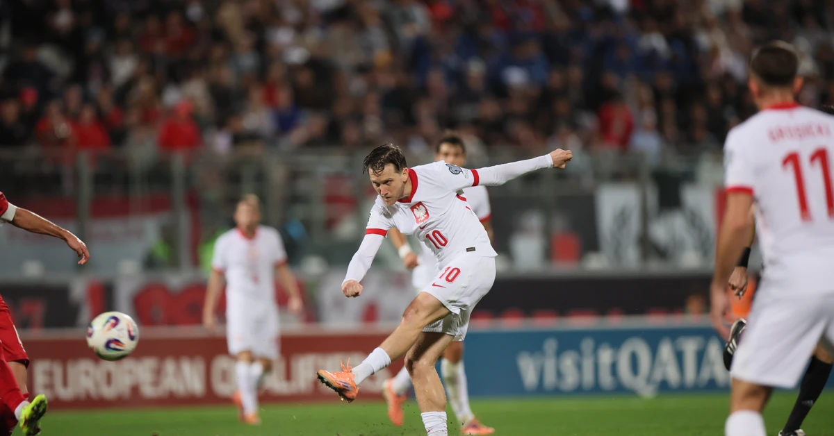 Piotr Zieliński narzeka na boisko. Przy golu pomogło mu szczęście